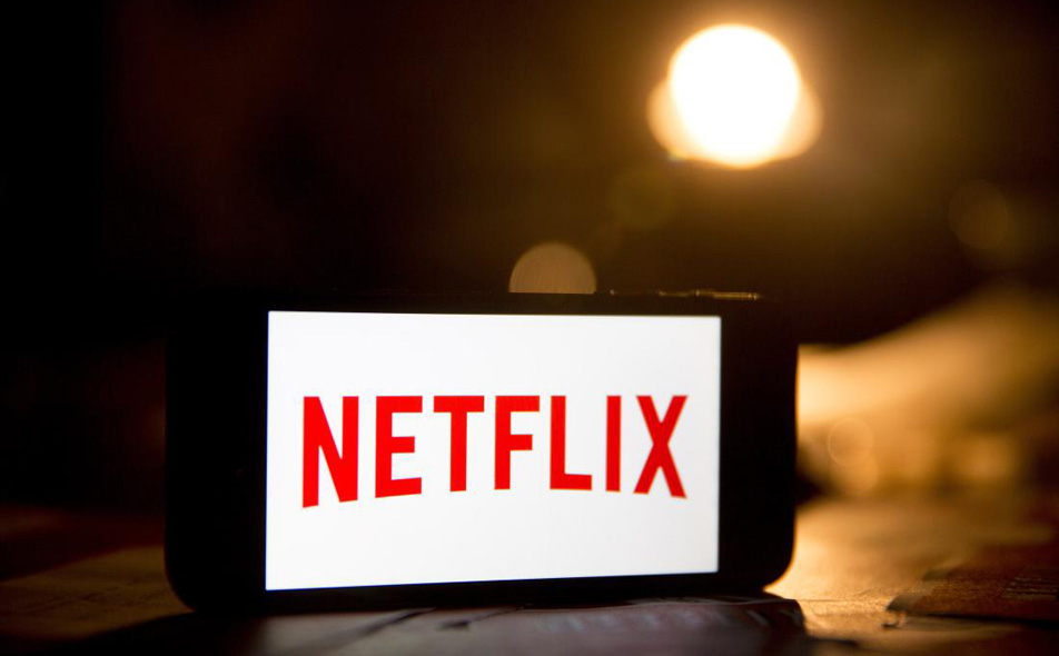 netflix-sign-3.jpg