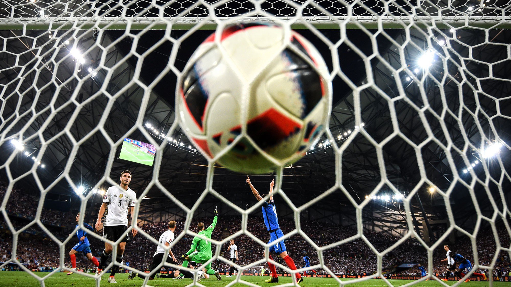 gettyimages-545524280.jpg
