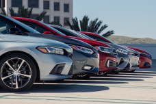 2022-Honda-Civic-Touring-vs-2022.png