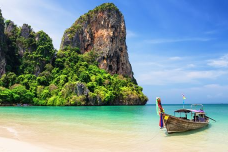CF-570x312-Tourism-Preto-perola.png