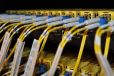 Fiber-Optic-Transceivers1.png