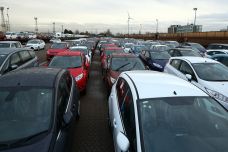 MW-ED225_cars_20160113114948_ZH.jpg